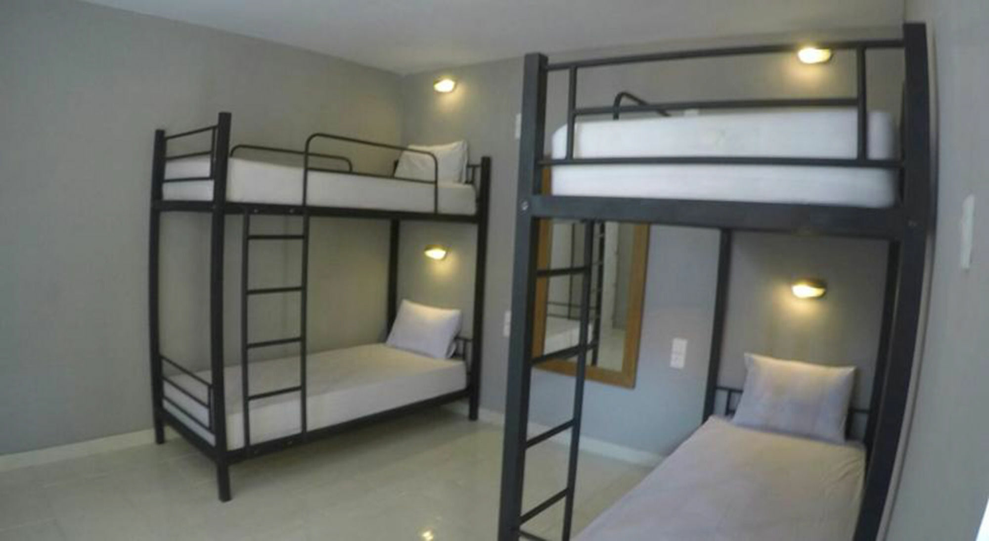 กูตา บีช โฮเทล Hostel ภายนอก รูปภาพ
